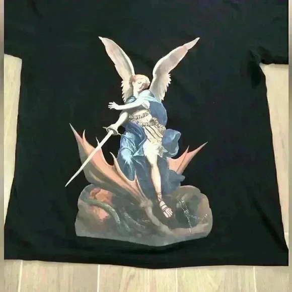 FAITH GOD IS GOOD T-SHIRT NWOT SIZE LARGE - Picture 7 of 7